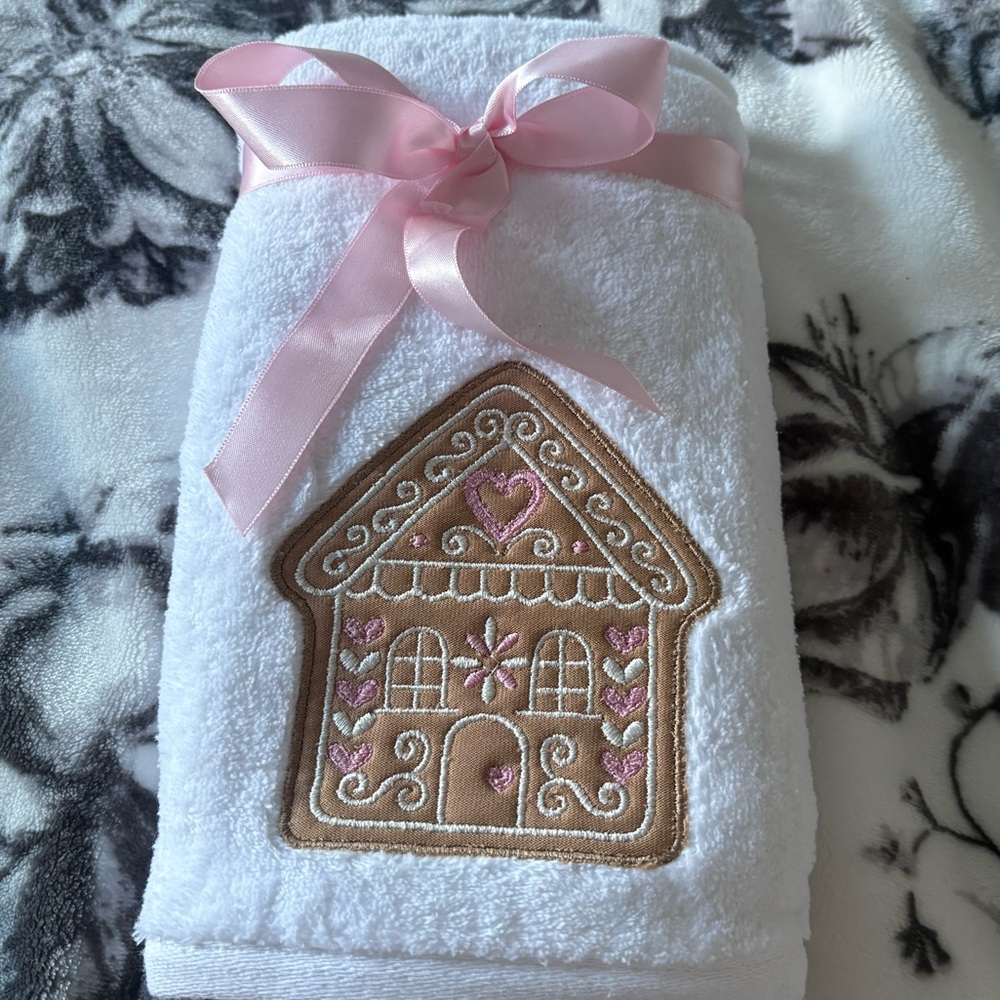 Gingerbread House Hand Towel